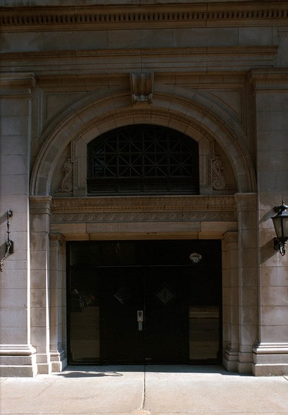 More Photos Of 1017 Olive St, Saint Louis Office For Lease