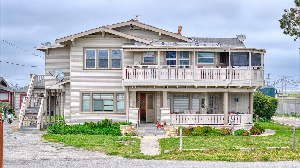 More Photos Of 1200 W Market Cir, Salinas Apartments For Sale