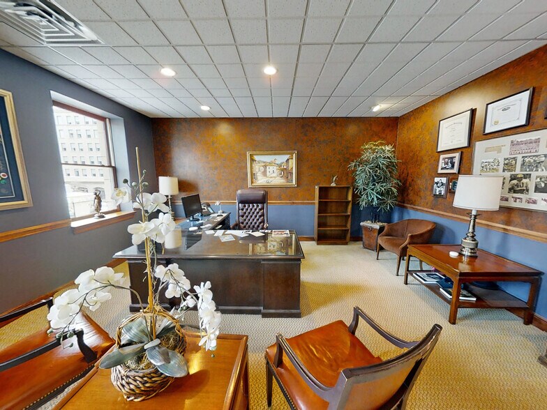 More Photos Of 818 State St, Erie Storefront Retail Office For Sale