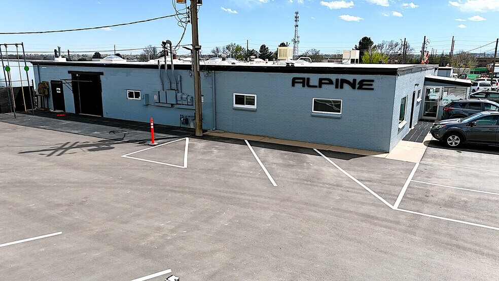 More Photos Of 12198 Ridge Rd, Wheat Ridge Warehouse For Sale