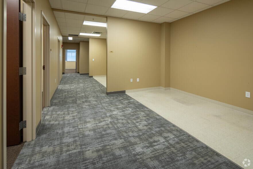 More Photos Of 345 Bob Heath Dr, Huntsville Office For Lease