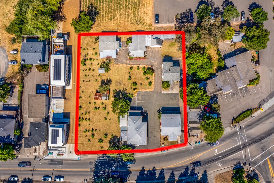 More Photos Of 821 Healdsburg Ave, Healdsburg Office Residential For Sale