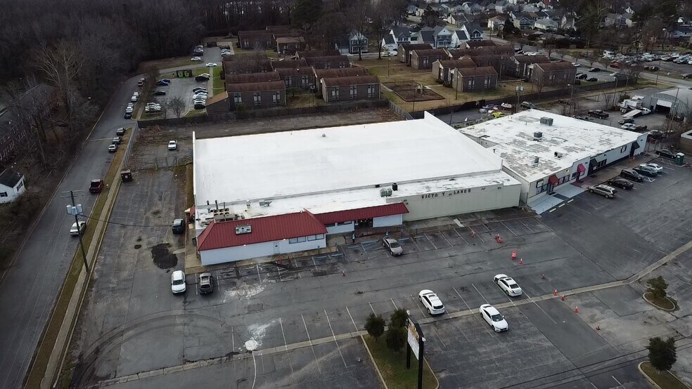 More Photos Of 2515-2517 Victory Blvd, Portsmouth Unknown For Lease