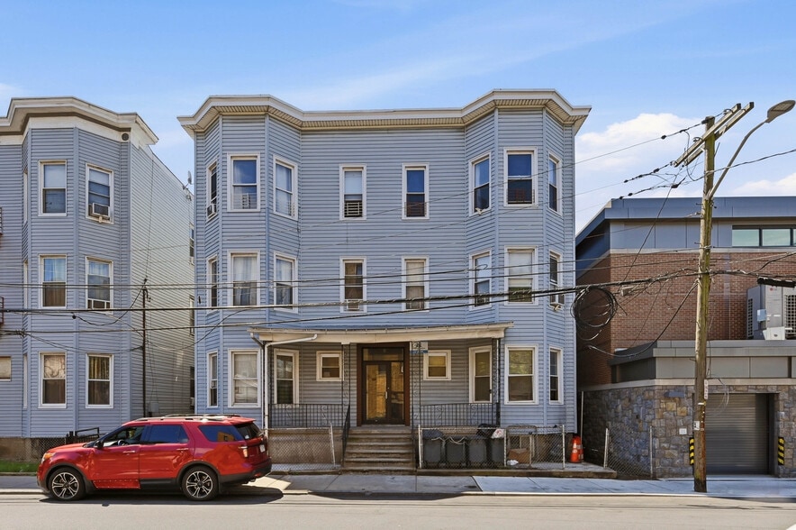 More Photos Of 12 Radford St, Yonkers Apartments For Sale