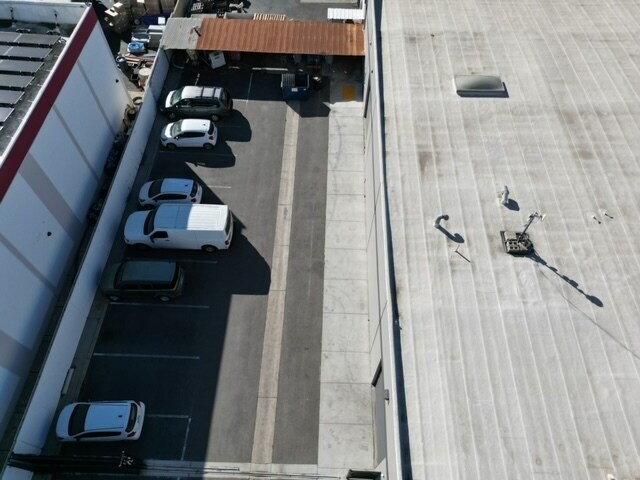 More Photos Of 3700 W Segerstrom Ave, Santa Ana Warehouse For Lease