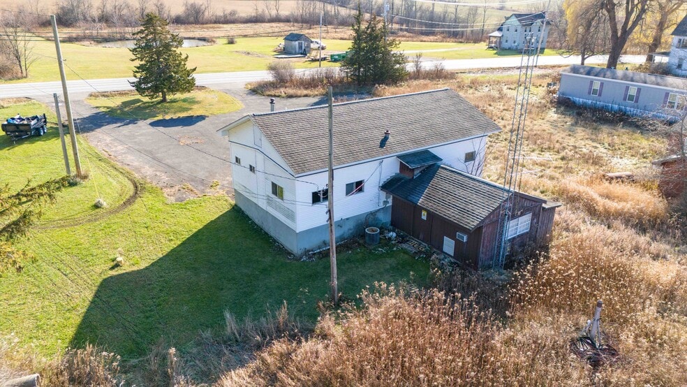 More Photos Of 5816 NY-30, Amsterdam Specialty For Sale