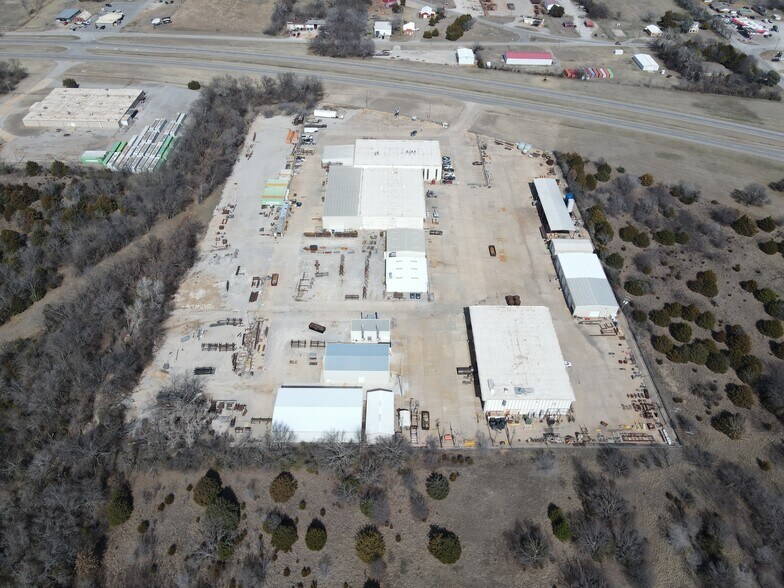 More Photos Of 1200 E Highway 7, Duncan Manufacturing For Sale