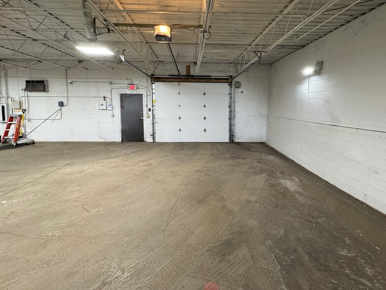 More Photos Of 1501 N Washington Ave, Minneapolis Warehouse For Lease