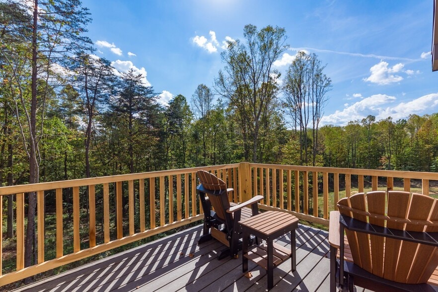 More Photos Of 16012 OH-678, Rockbridge Lodge Meeting Hall For Sale