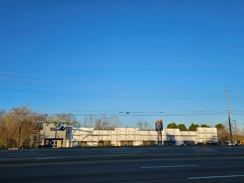 More Photos Of 1536 Winfield Dunn Pky, Sevierville Freestanding For Lease