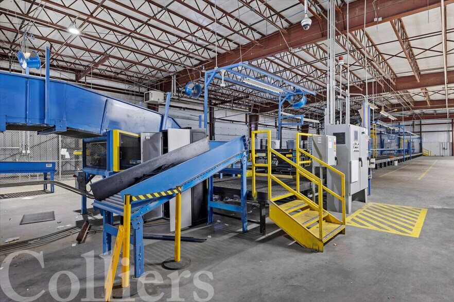 More Photos Of 382 American Ave, Jerome Warehouse For Lease