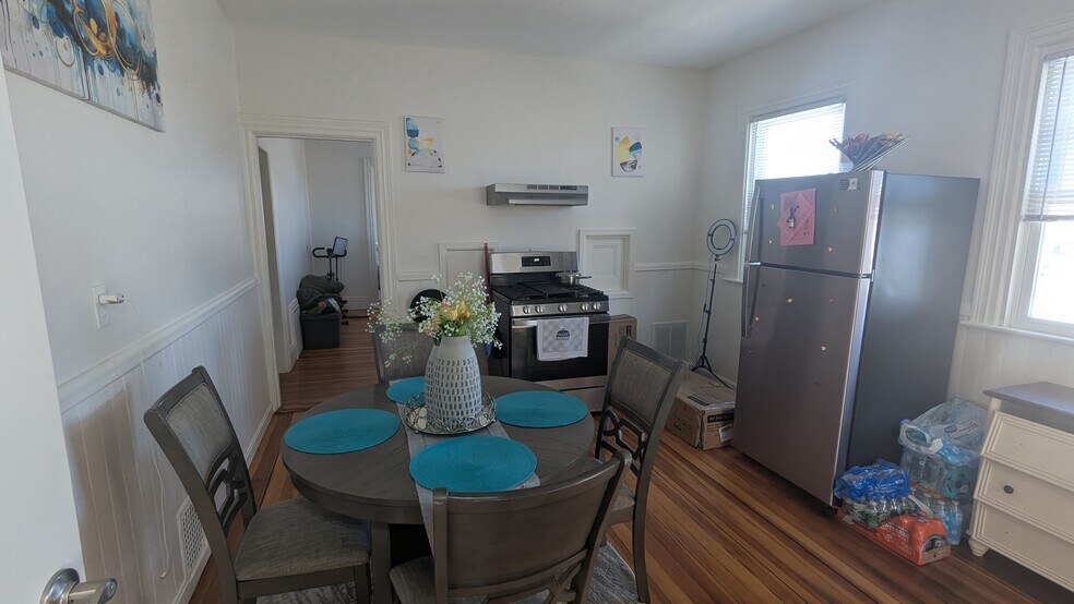 More Photos Of 15-17 Emmett St, Providence Apartments For Sale