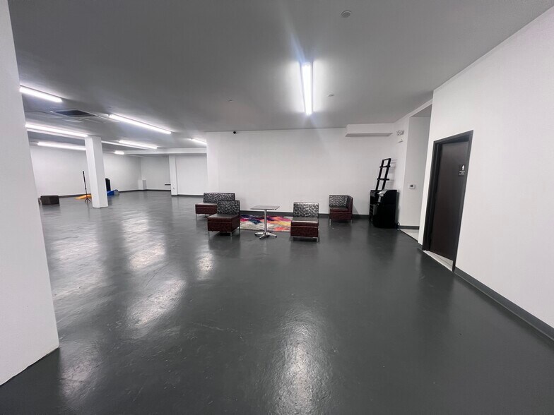 More Photos Of 39-04 29th St, Long Island City Apartments For Lease