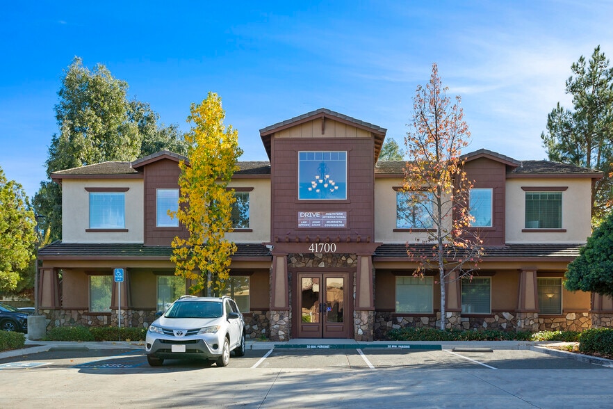 Primary Photo Of 41700 Ivy St, Murrieta Medical For Sale