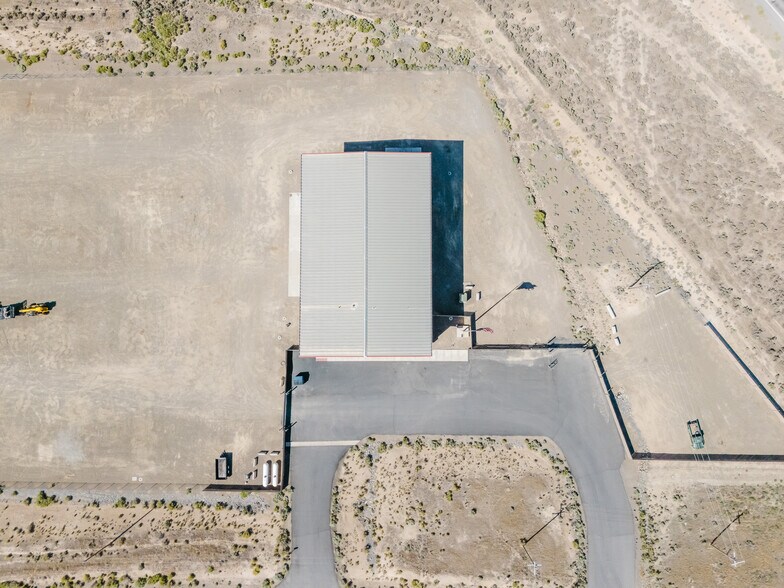 More Photos Of 1025 Carlin Trend Dr, Carlin Service For Sale