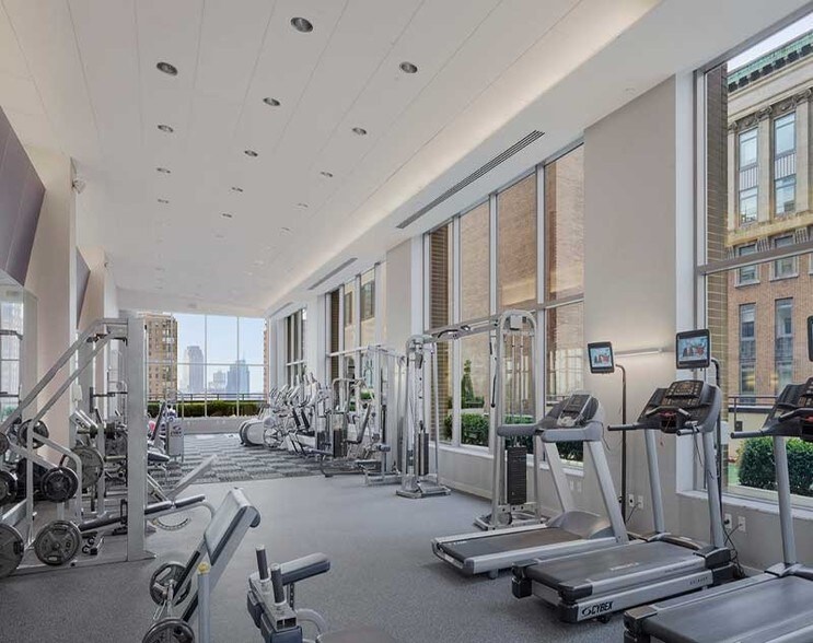 More Photos Of 90 Washington St, New York Apartments For Lease