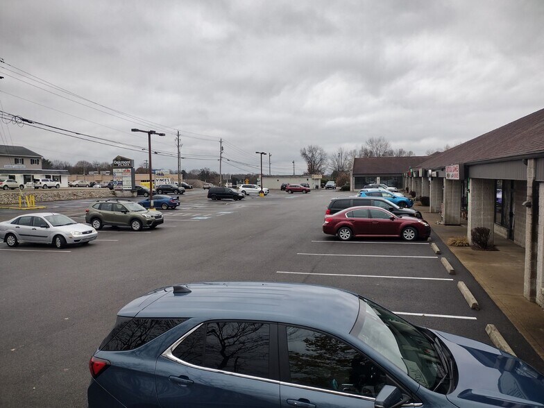 More Photos Of 16761 Saint Clair Ave, East Liverpool Unknown For Lease