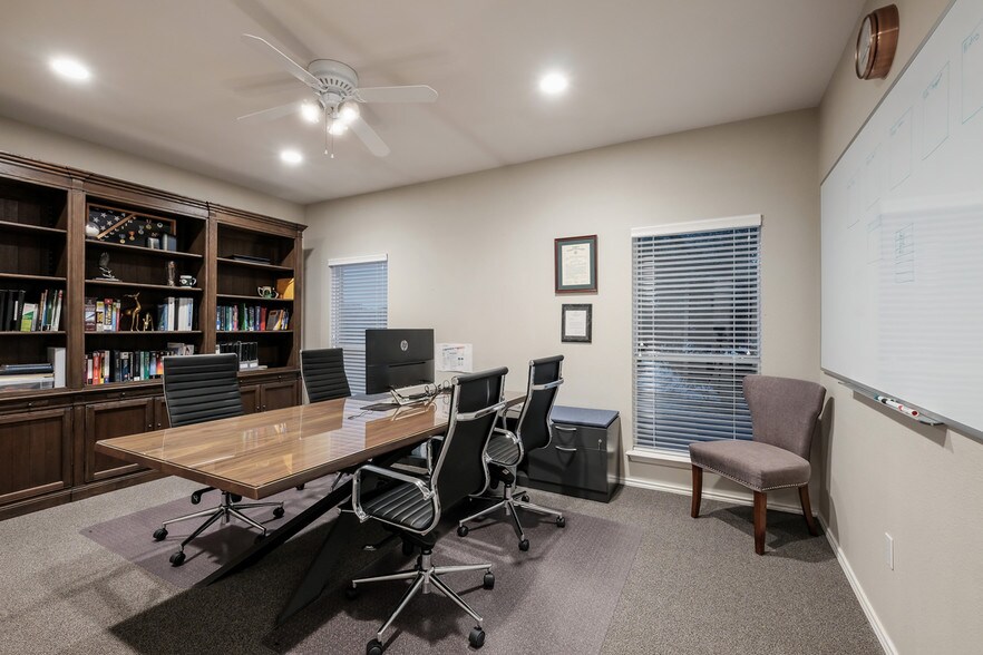 More Photos Of 13003 Jones Maltsberger Rd, San Antonio Loft Creative Space For Lease