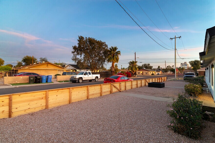 More Photos Of 2444 E Willetta St, Phoenix Multifamily For Sale