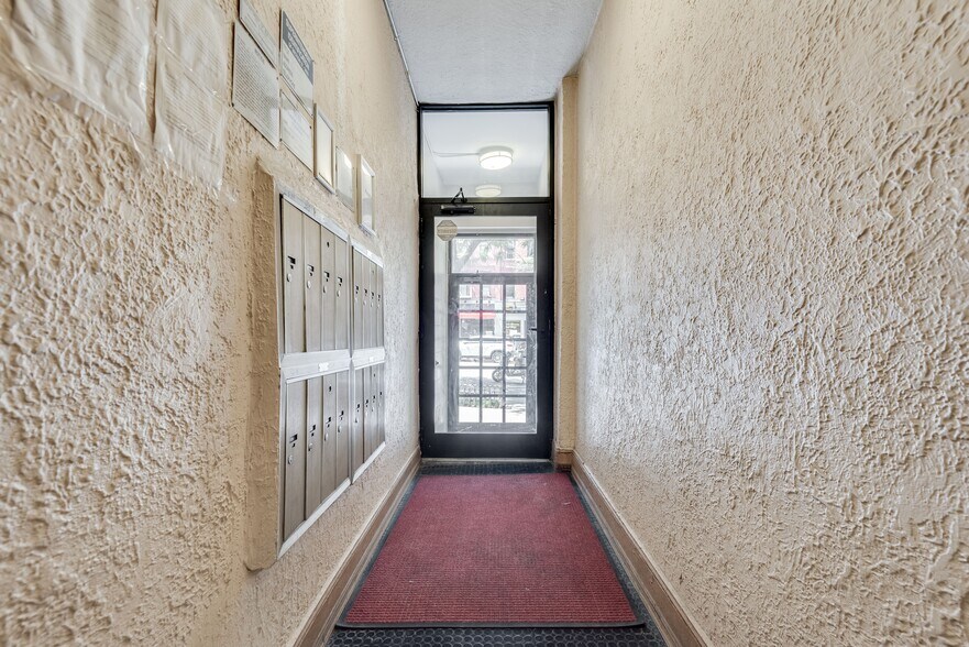 More Photos Of 925 Columbus Ave, New York Apartments For Sale