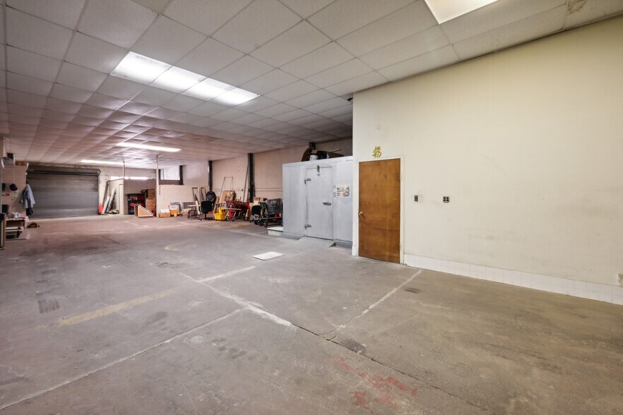 More Photos Of 1326 S 20th St, Philadelphia Warehouse For Sale