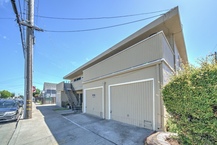 More Photos Of 500 22nd St, Richmond Apartments For Sale