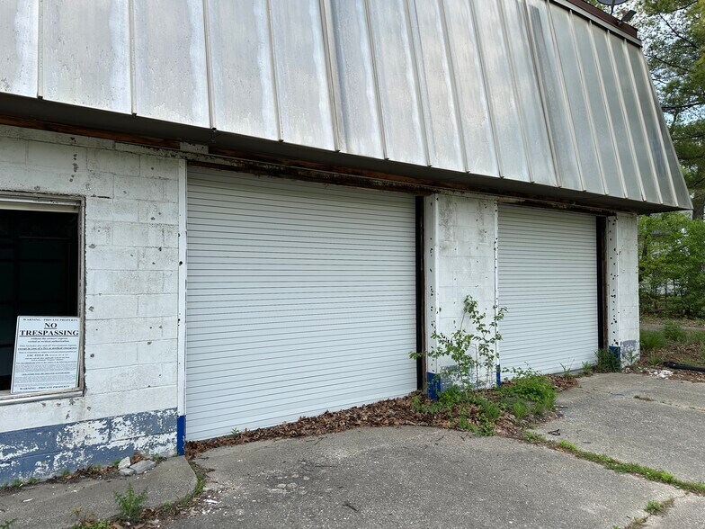 More Photos Of 10931 Telegraph Rd, Erie Flex For Sale