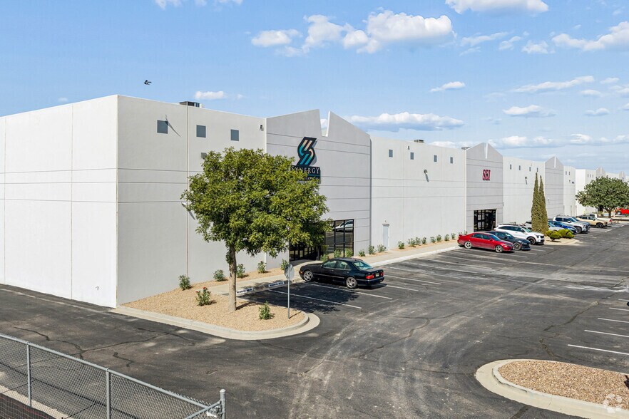 More Photos Of 420 A Pan American Dr, El Paso Unknown For Lease