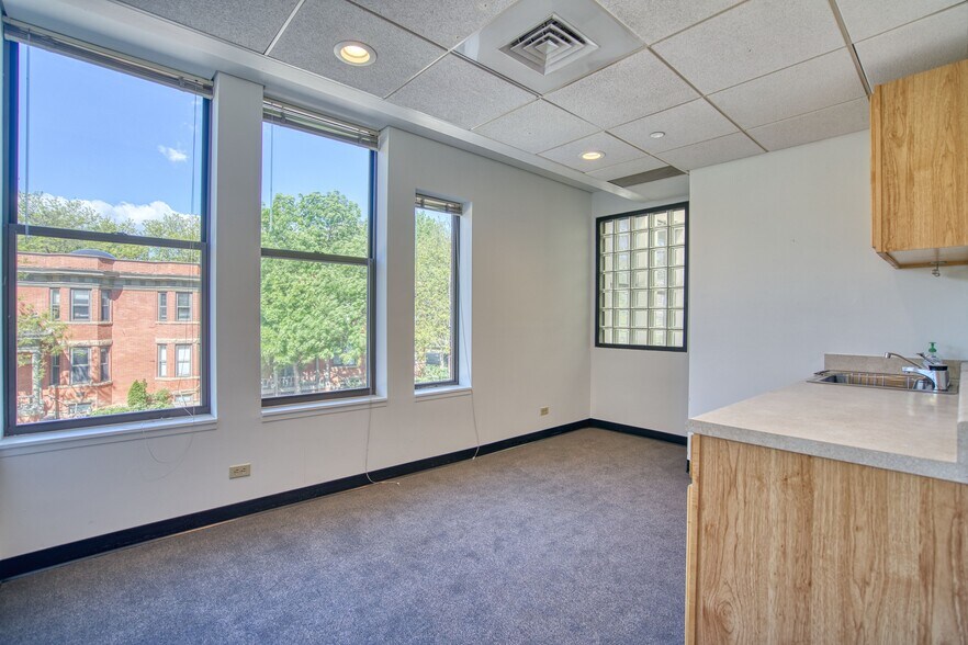 More Photos Of 1100 Spruce St, Boulder Storefront Retail Office For Lease