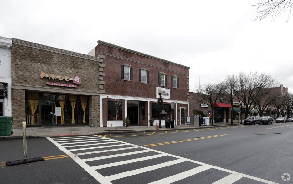 More Photos Of 54-74 South St, Morristown Storefront For Lease