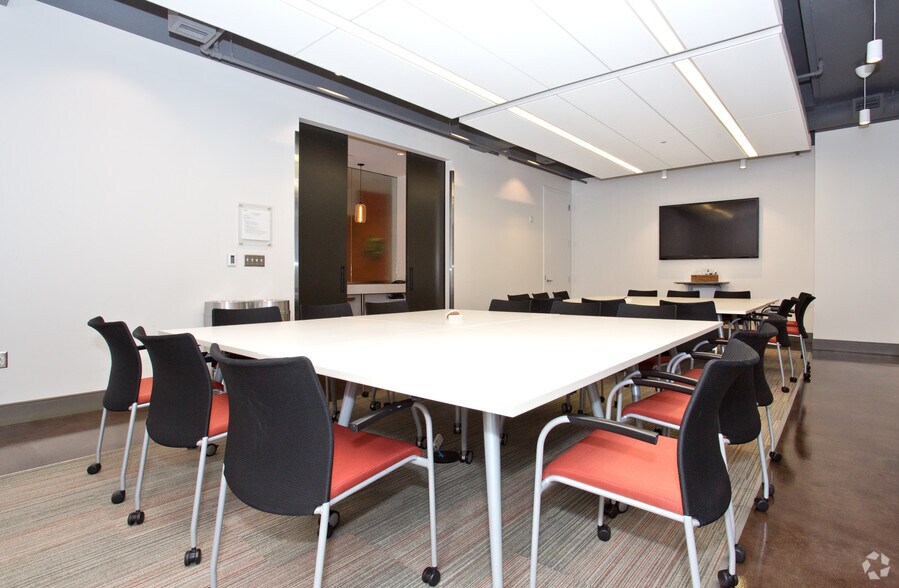 Photo of Lbby Floor Ste 100 - Spec Suite