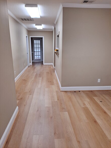 More Photos Of 763 J Clyde Morris Blvd, Newport News Office For Lease