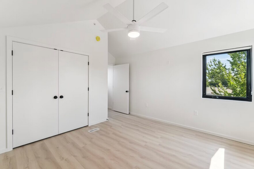 More Photos Of 1540 NW 30th St, Oklahoma City Apartments For Sale
