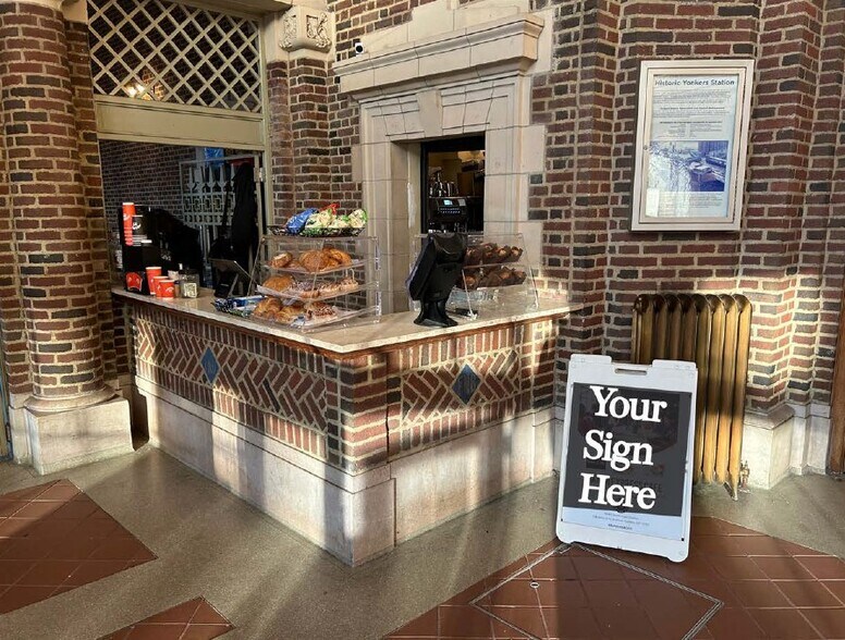 Primary Photo Of 5 Buena Vista Ave, Yonkers Railroad Yard For Lease