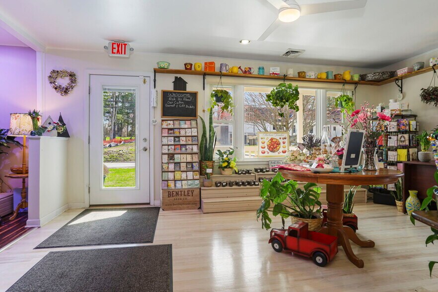 More Photos Of 1103 Route 82, East Fishkill Freestanding For Sale