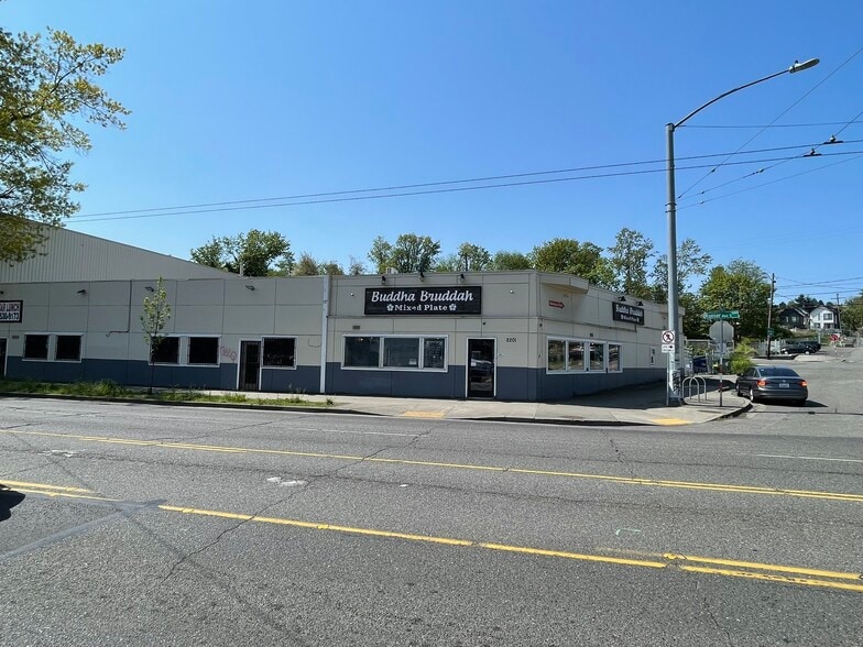 More Photos Of 2201 Rainier Ave S, Seattle Restaurant For Lease