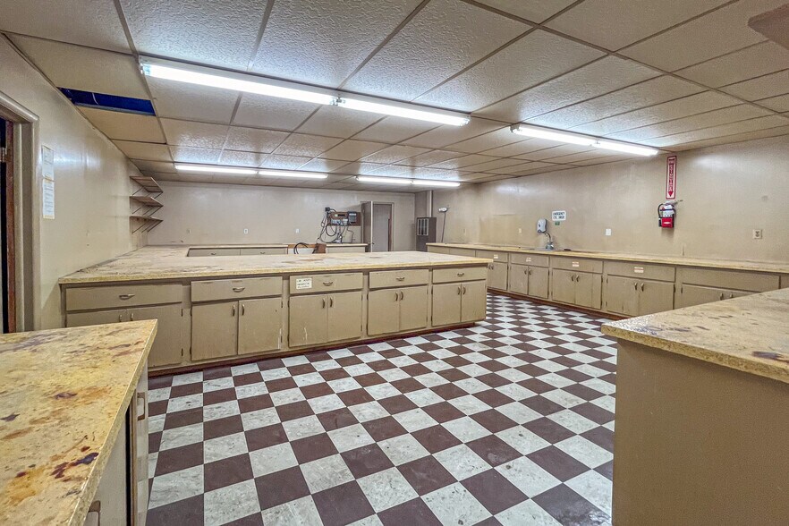 More Photos Of 1200 Bozeman Ave, Helena Warehouse For Sale