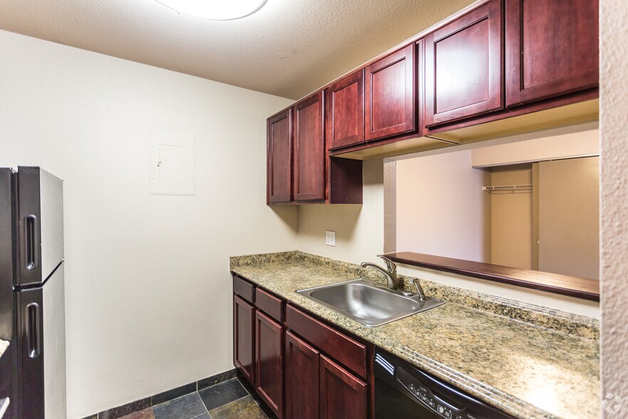 More Photos Of 1150 S Birch St, Denver Apartments For Sale