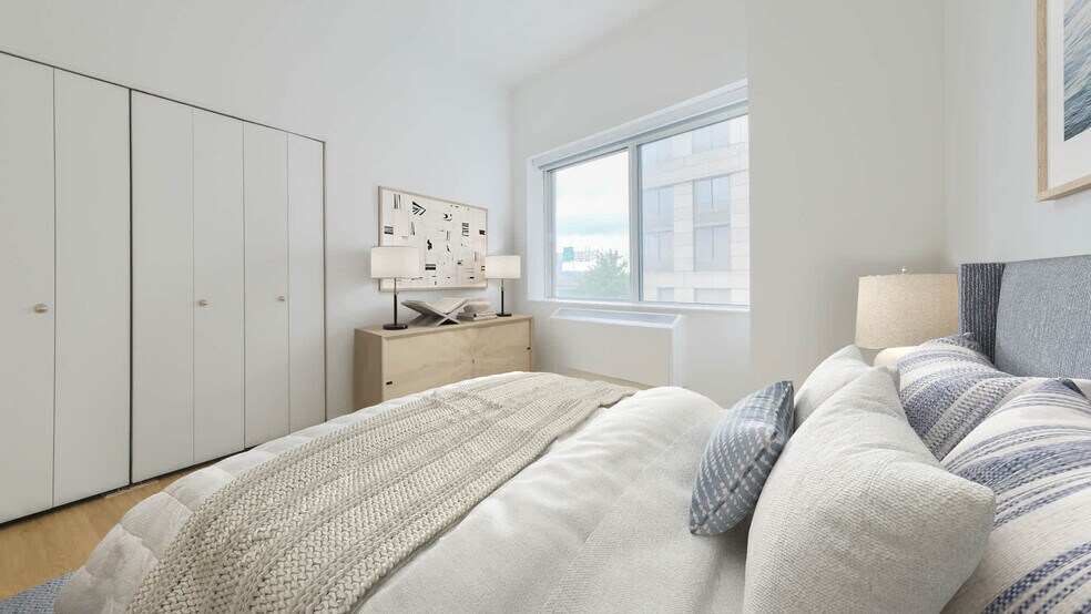 More Photos Of 180-194 Riverside Blvd, New York Apartments For Lease
