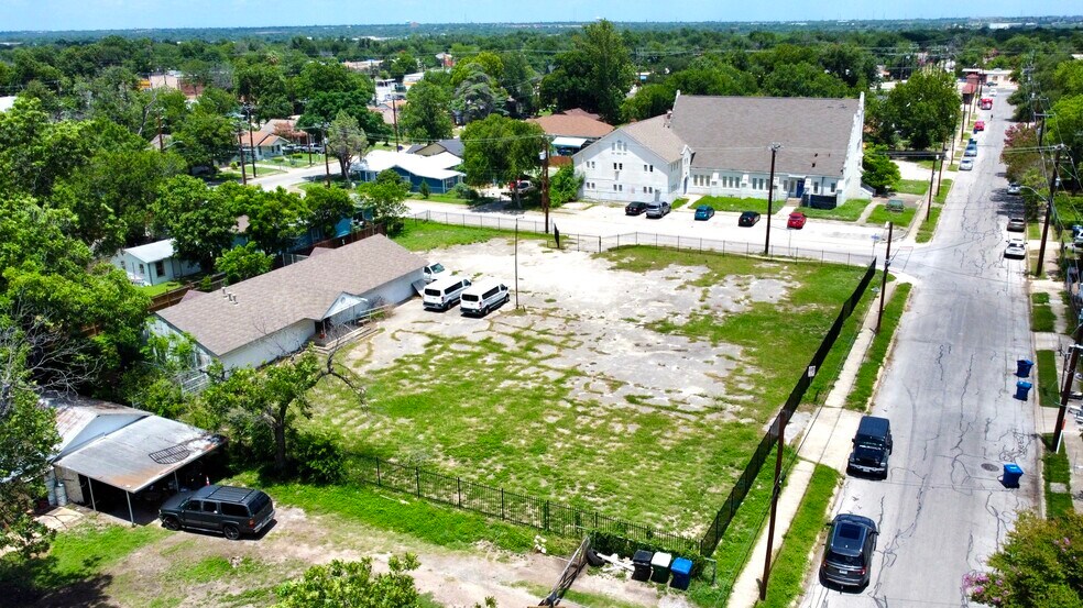 More Photos Of 507 E Mayfield Blvd, San Antonio Religious Facility For Sale