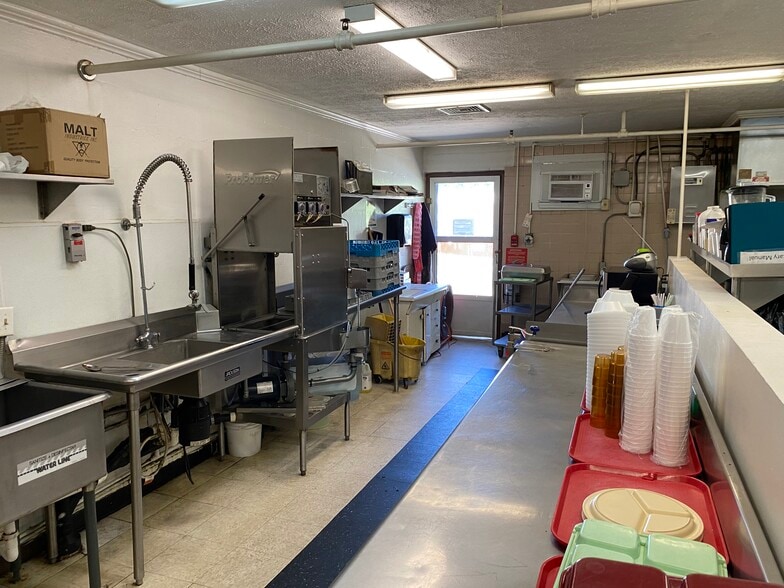 More Photos Of 155 Ridgefield Dr, Marion Assisted Living For Sale