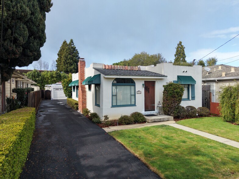 Primary Photo Of 712-714 Live Oak Ave, Menlo Park Apartments For Sale