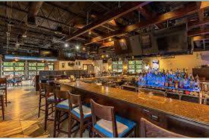 More Photos Of 3032 English Row Ave, Naperville Restaurant For Sale