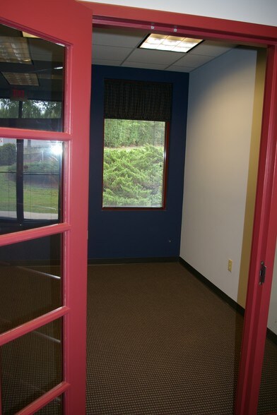 More Photos Of 4168 Abbotts Bridge Rd, Duluth Office For Lease