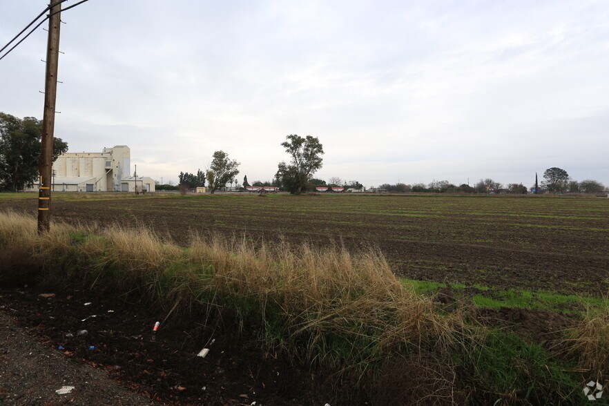 More Photos Of 0 County Road 6, Dunnigan Land For Sale