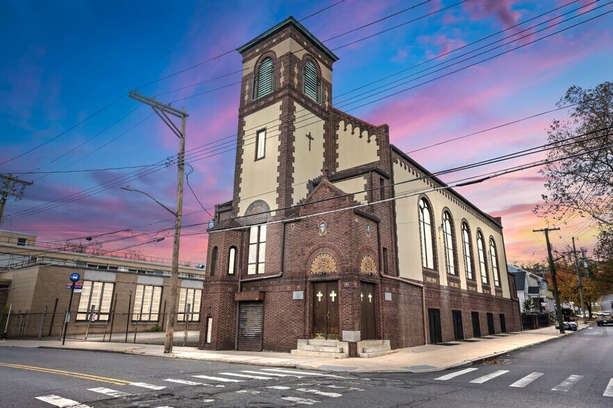 More Photos Of , Staten Island Specialty For Sale