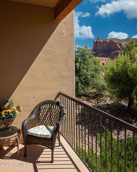 More Photos Of 105 Sugarloaf St, Sedona Apartments For Sale