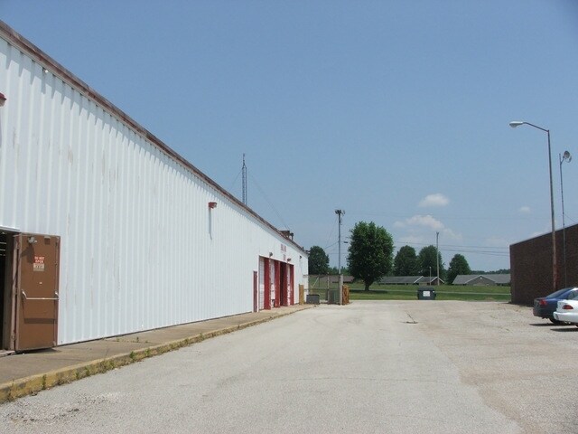 More Photos Of 671 3rd Ave, Jasper Storefront For Lease