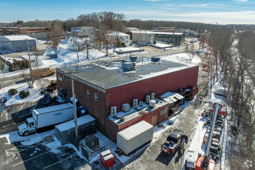 More Photos Of 823 Pleasant St, Norwood Light Manufacturing For Sale