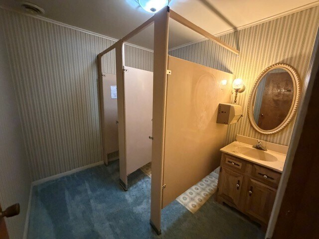 More Photos Of 103 Washington St, Frankton Office Residential For Sale